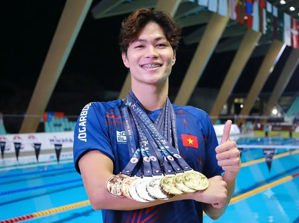 Trần Hưng Nguyên là một trong những kình ngư trẻ nổi bật của Việt Nam, gây chú ý với khả năng thi đấu đa dạng ở các nội dung bơi hỗn hợp.
