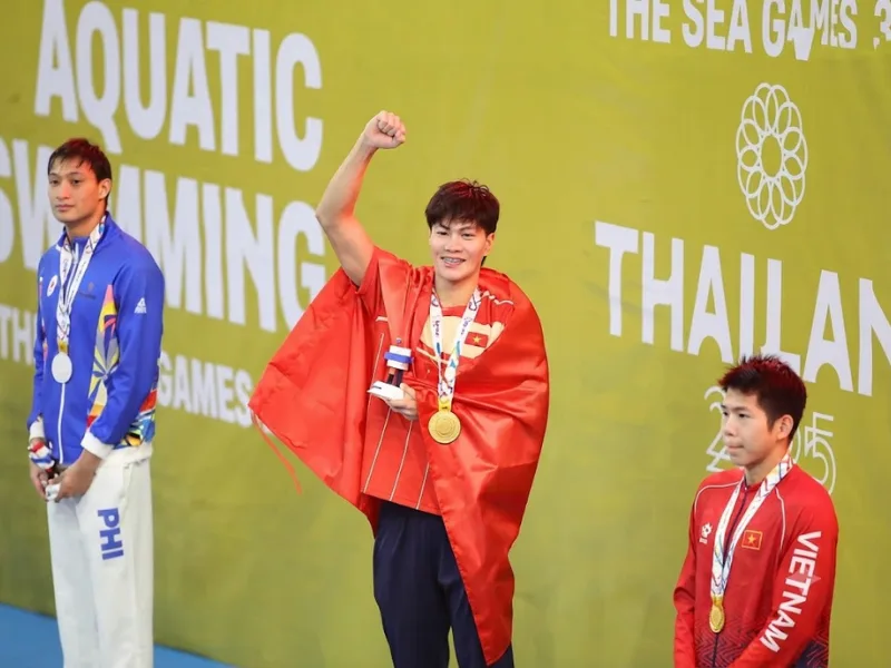 Trần Hưng Nguyên tiếp tục duy trì vị thế hàng đầu Đông Nam Á khi bảo vệ thành công chức vô địch 200m hỗn hợp cá nhân.