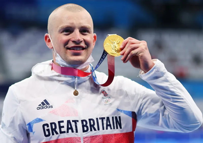 Adam Peaty bảo vệ thành công huy chương vàng Olympic và tiếp tục khẳng định vị thế.